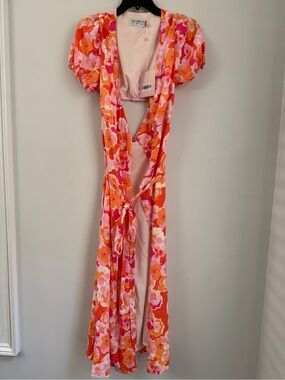 NWT HELLO MOLLY size 4  FLORAL MIDI DRESS MULTI Color